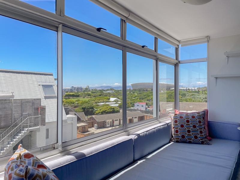 2 Bedroom Property for Sale in Mouille Point Western Cape